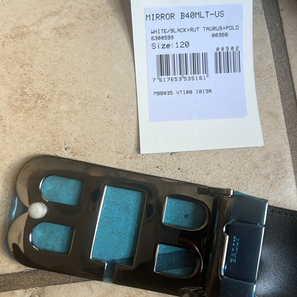 Bally’s Genuine Leather Reversible White/Black Belt w/Tags - Picture 5 of 6